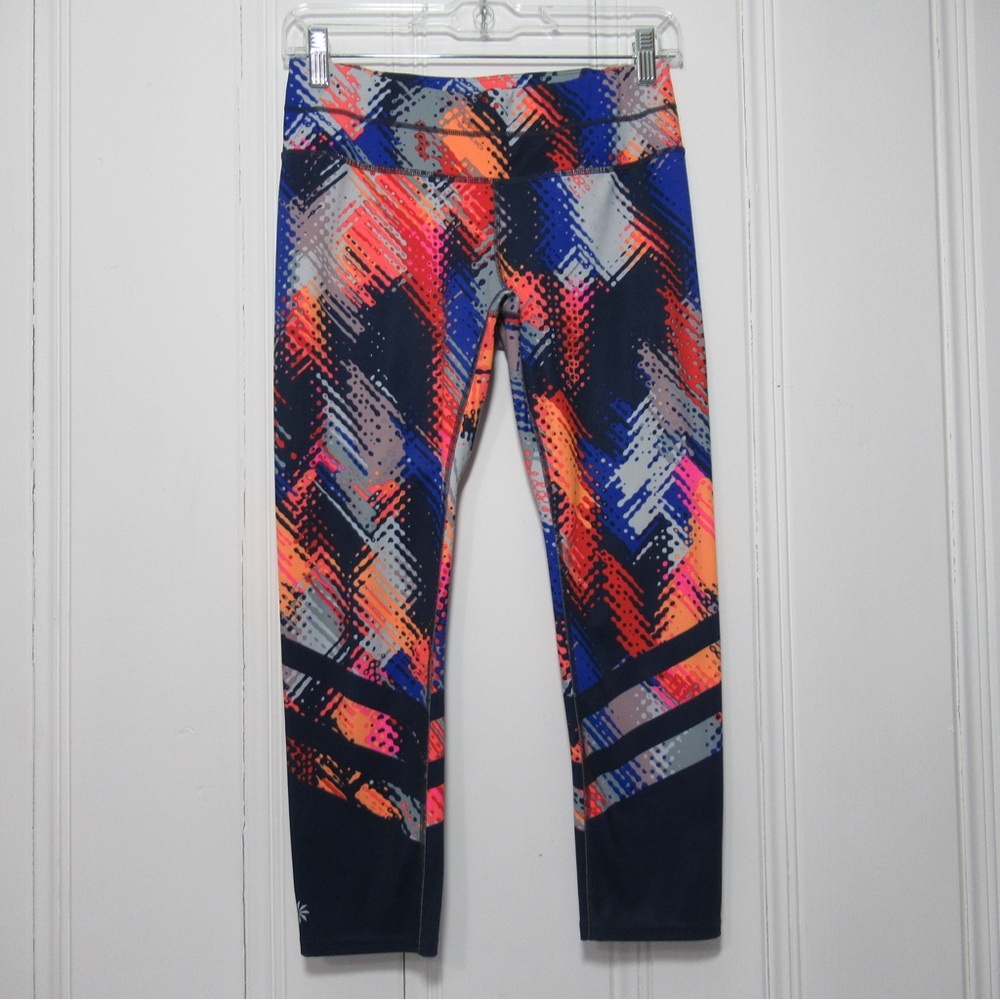 Athleta Lava Sonar Cropped Athletic Leggings Size Small